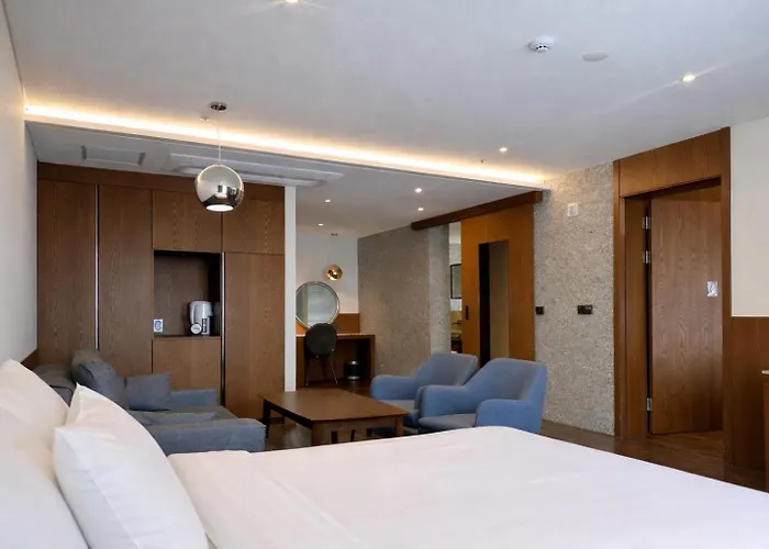 Jn Park Hotel